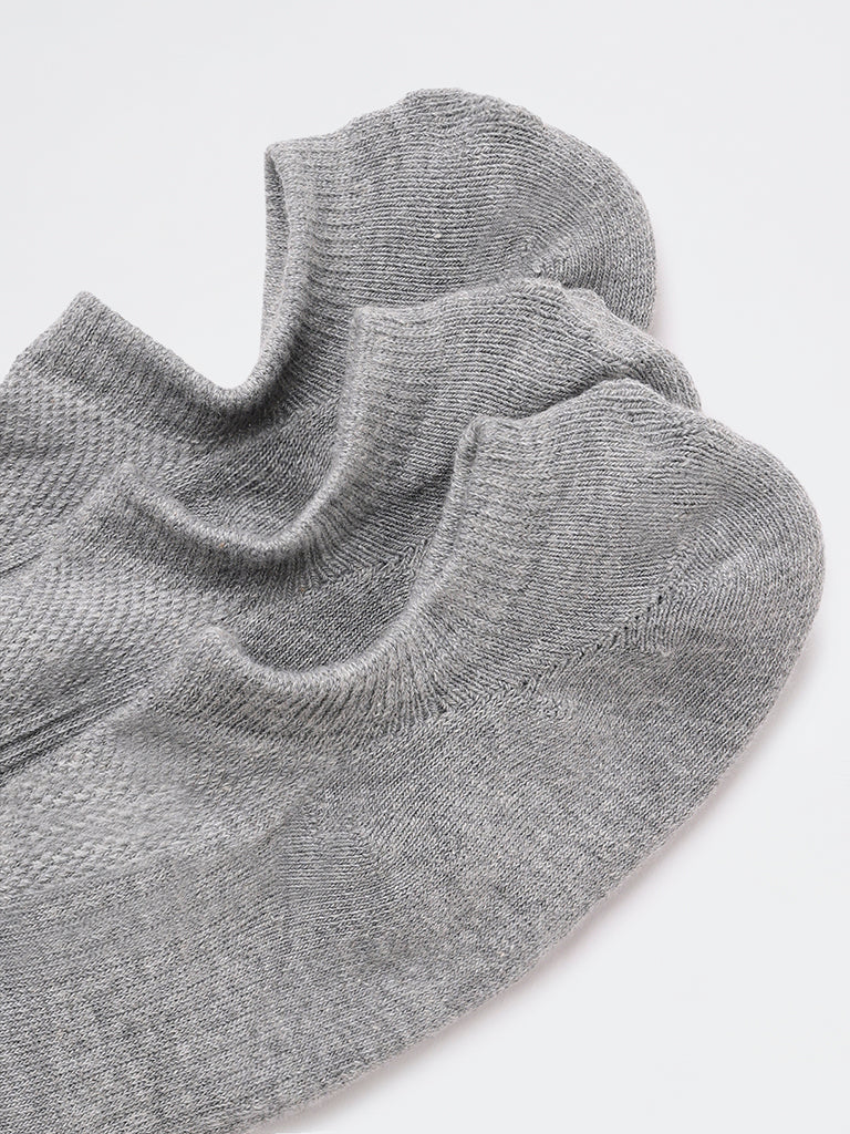 WES Lounge Grey Solid Cotton-Blend No Show Socks - Pack of 3