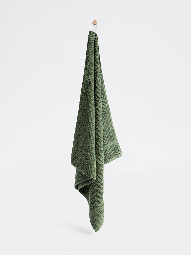 Westside Home Olive Knit-Textured Bath Towel