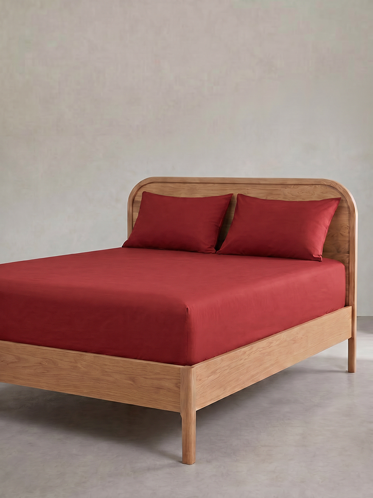 Westside Home Red Solid Fitted King Bed Sheet Set