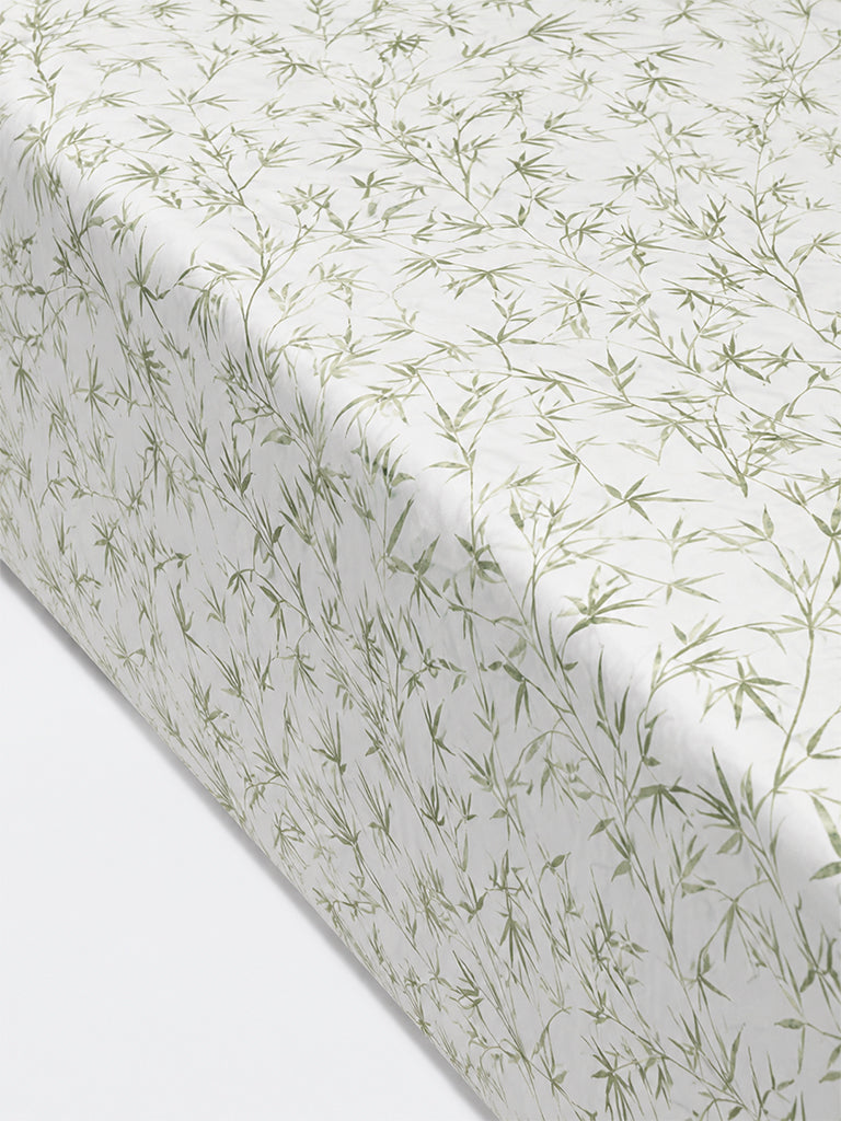 Westside Home Green Bamboo Leaves Printed Queen Bed Sheet Set