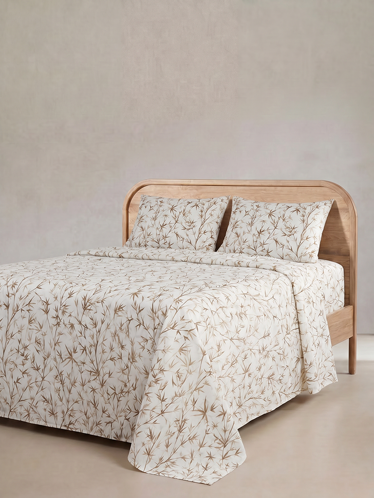 Westside Home Brown Bamboo Leaves Printed Queen Bed Sheet Set