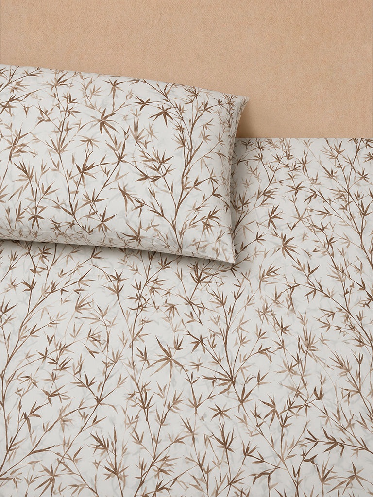 Westside Home Brown Bamboo Leaves Printed Queen Bed Sheet Set