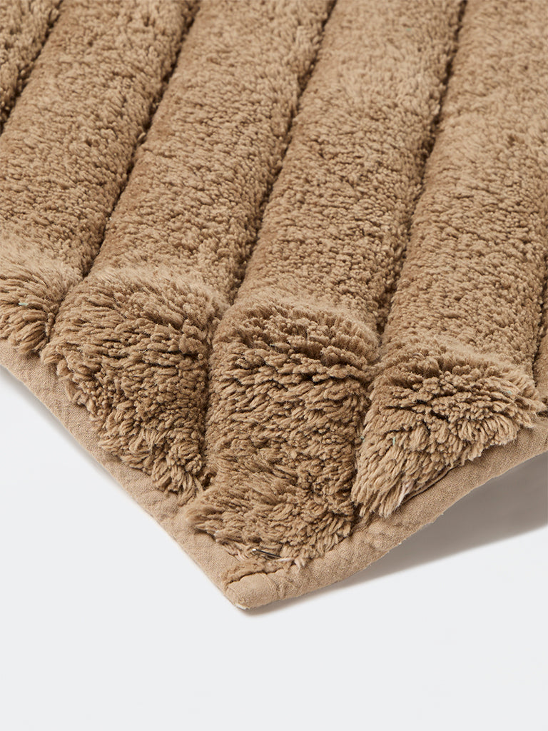 Westside Home Brown Diagonal Striped Bath Mat