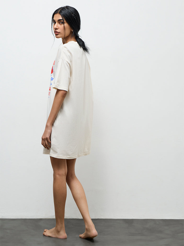 Superstar Off-White Graphic Printed Cotton T-Shirt Dress