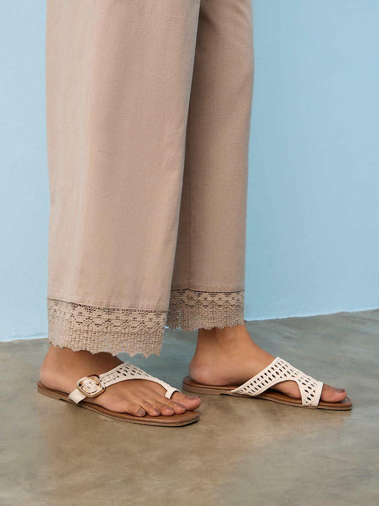 Utsa Beige Lace Detailed Pants
