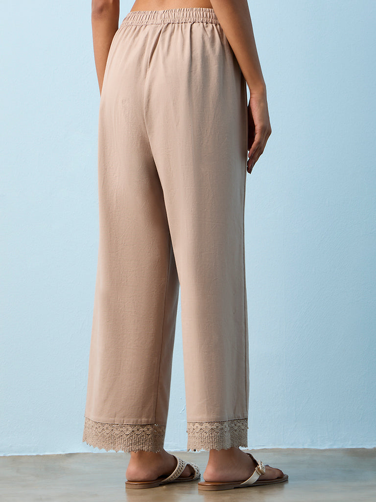 Utsa Beige Lace Detailed Pants