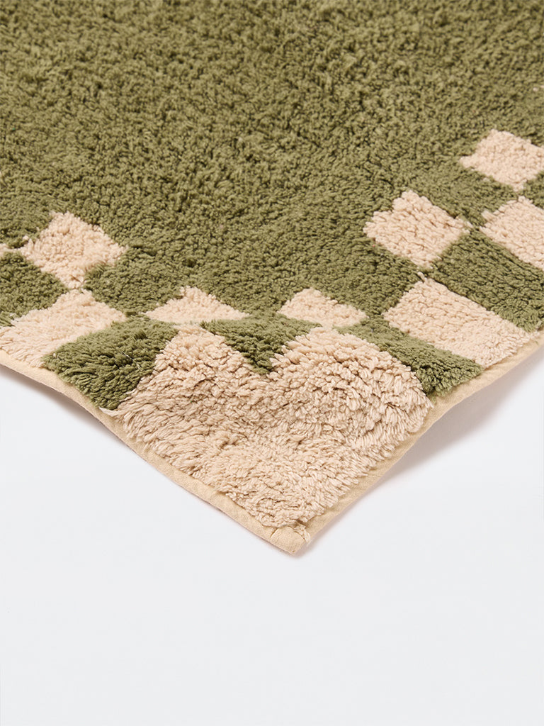 Westside Home Green Checkered Bath Mat