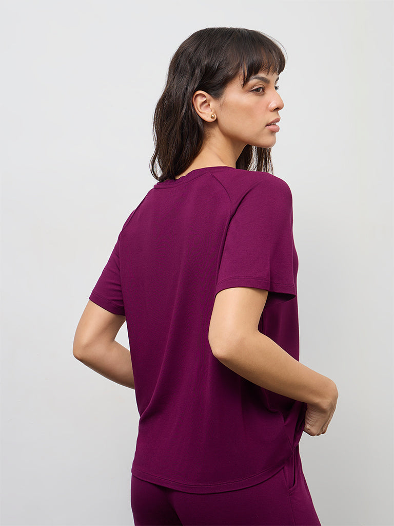 Wunderlove Plum Solid V-Neck Top