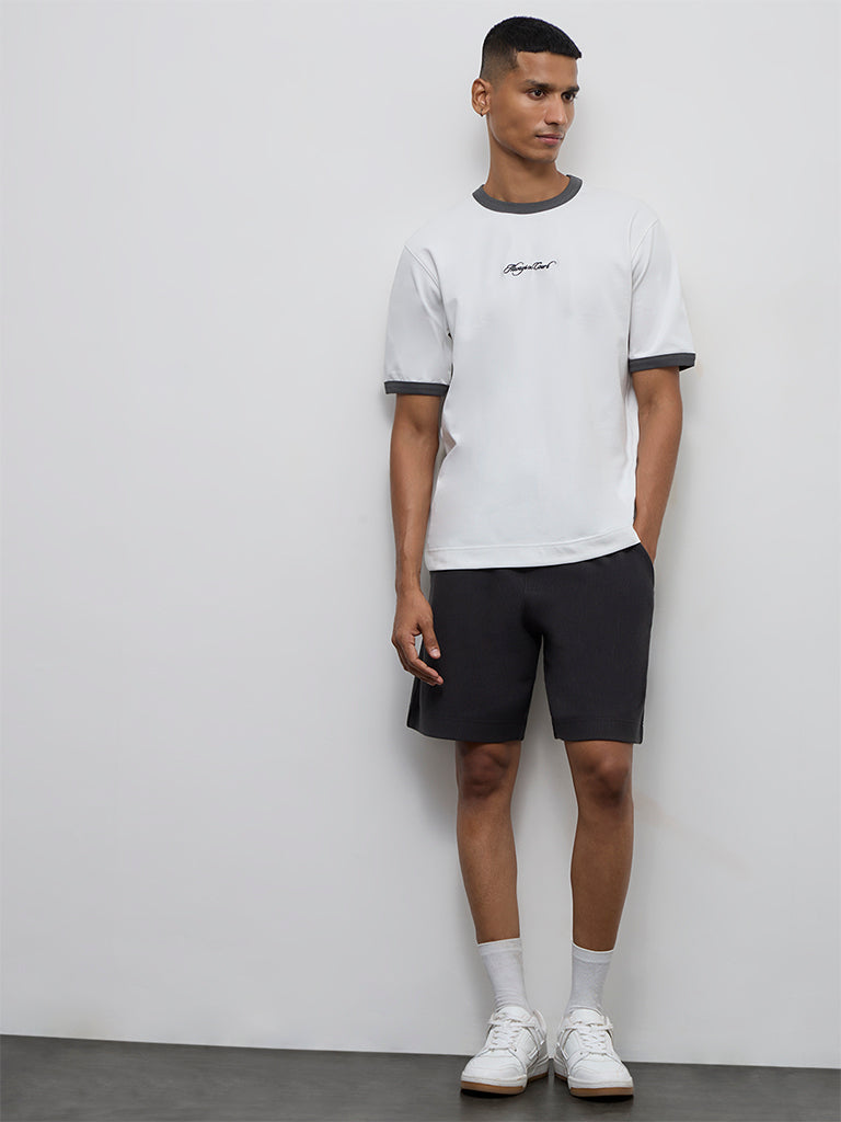 Nuoflexx Off-White Text Design Relaxed-Fit Cotton-Blend T-Shirt
