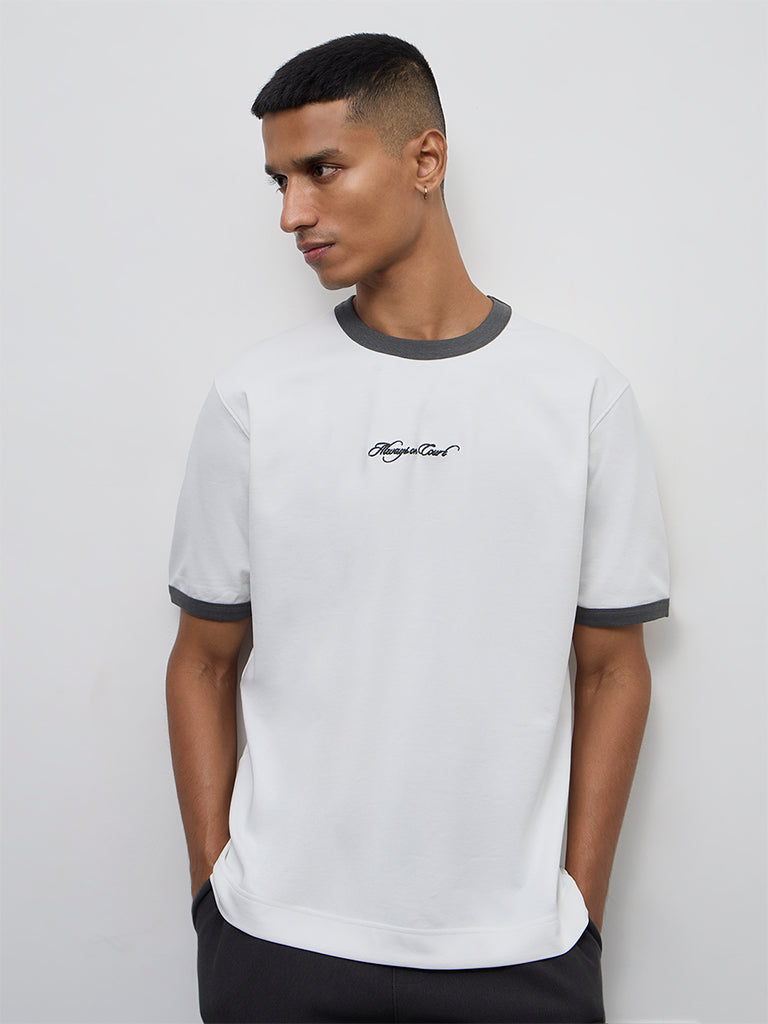 Nuoflexx Off-White Text Design Relaxed-Fit Cotton-Blend T-Shirt