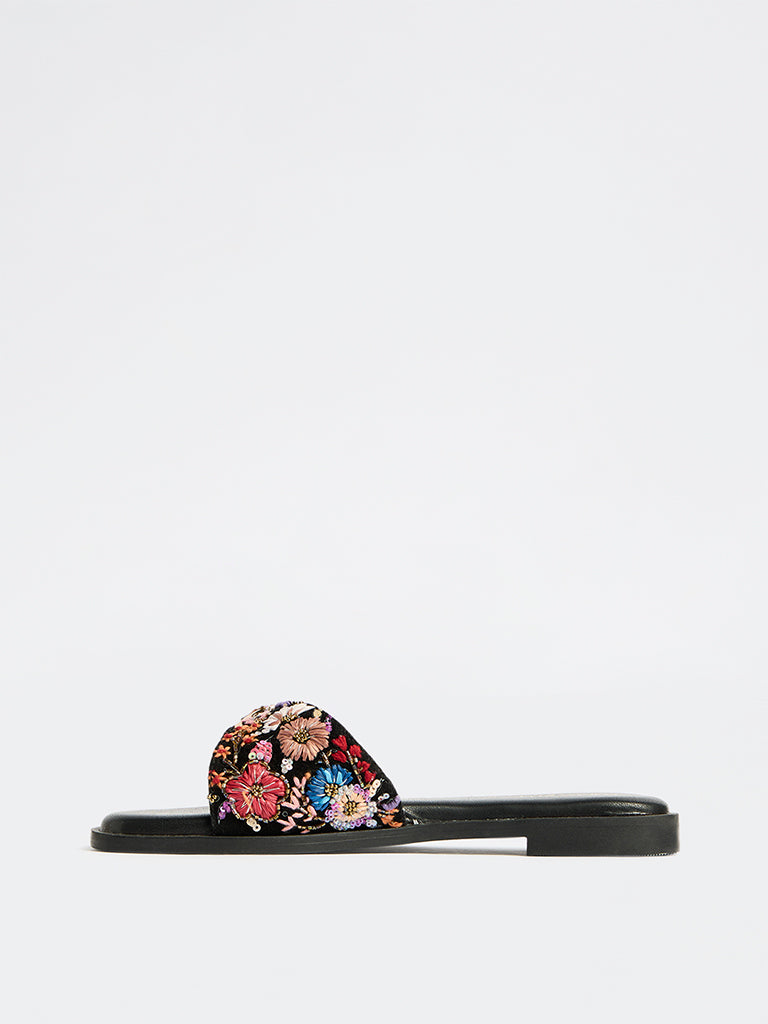 LUNA BLU Black Floral Embroidered Sandals