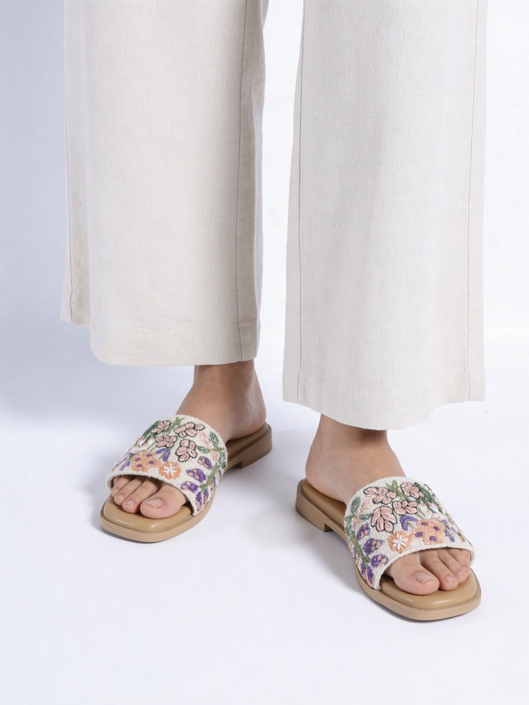 LUNA BLU Peach Tropical Embroidered Sandals