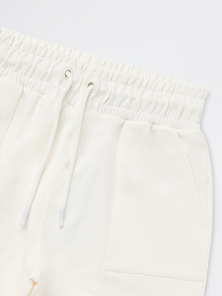 Boys White Japanese-Text Printed Mid-Rise Cotton-Blend Shorts