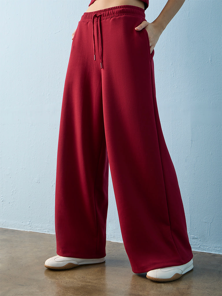 Nuoflexx Red High-Rise Pants