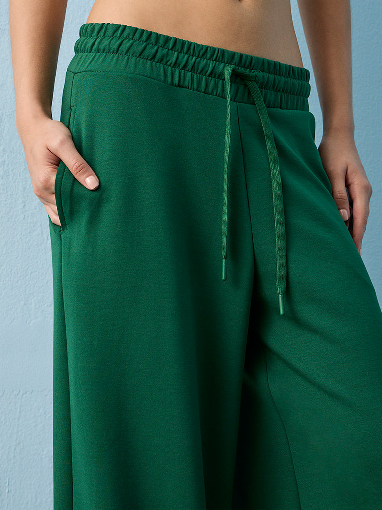 Nuoflexx Green Solid High-Rise Pants