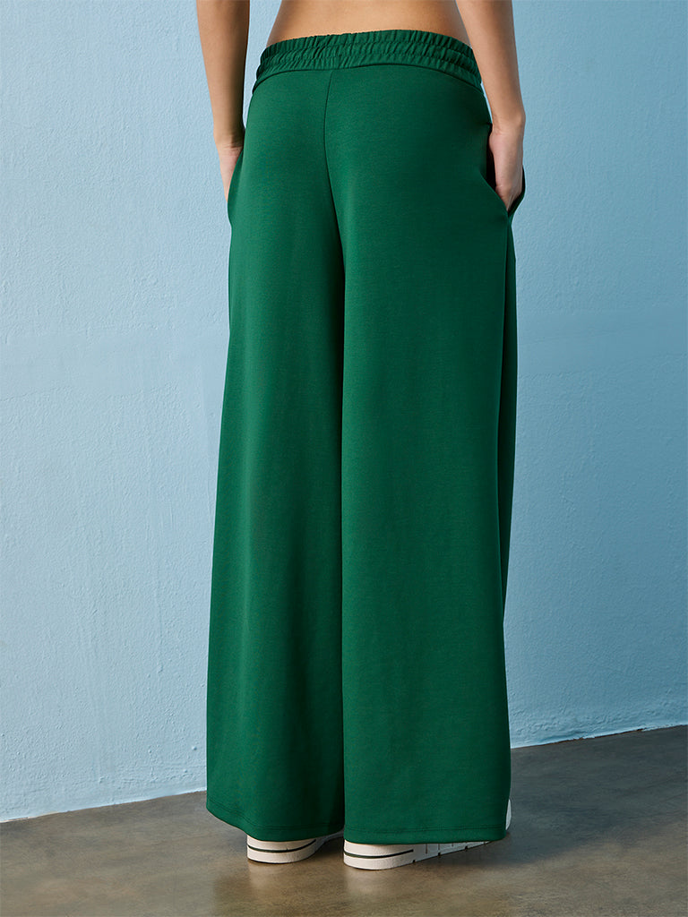 Nuoflexx Green Solid High-Rise Pants