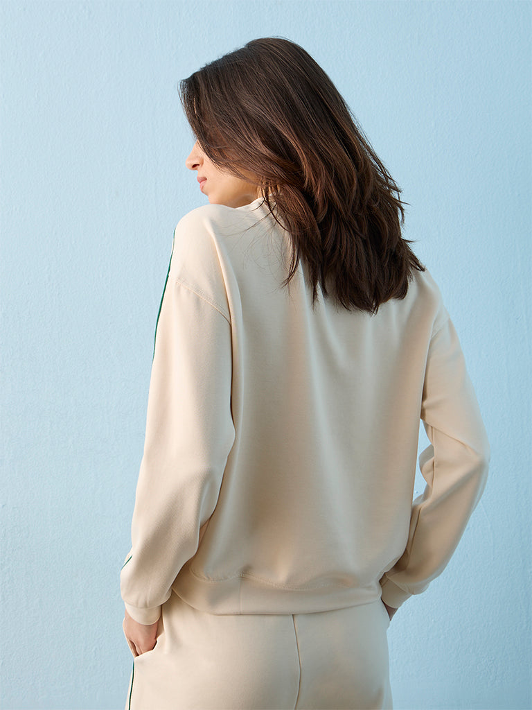 Nuoflexx Cream Text Embroidered Jacket