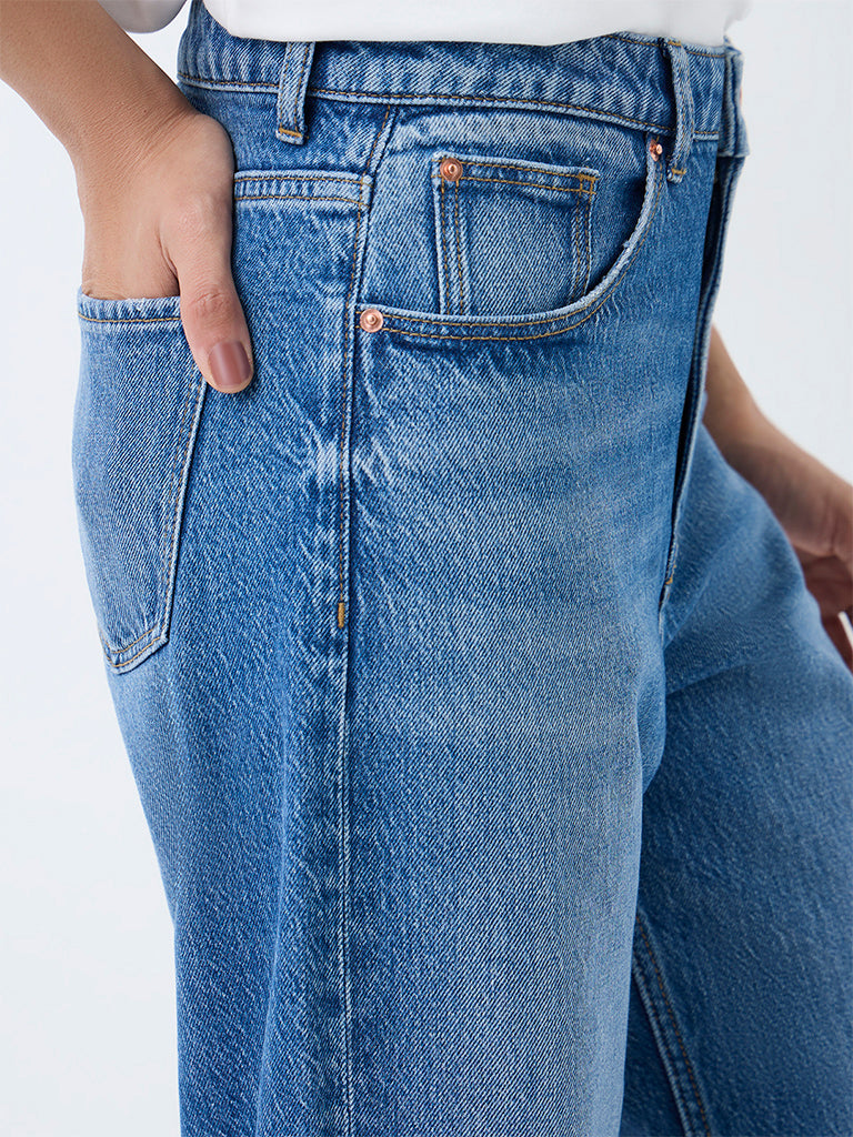 Nuon Mid-Blue Wash High-Waist Straight Jeans