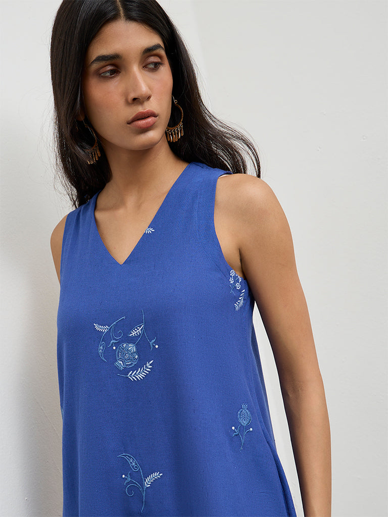Utsa Indigo Floral Embroidered Cotton-Blend A-Line Kurta
