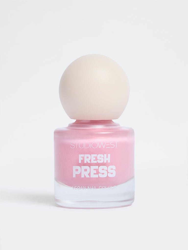 Studiowest Fresh Press Pink Pinstripe - P-01 Nail Colour - 6 ml