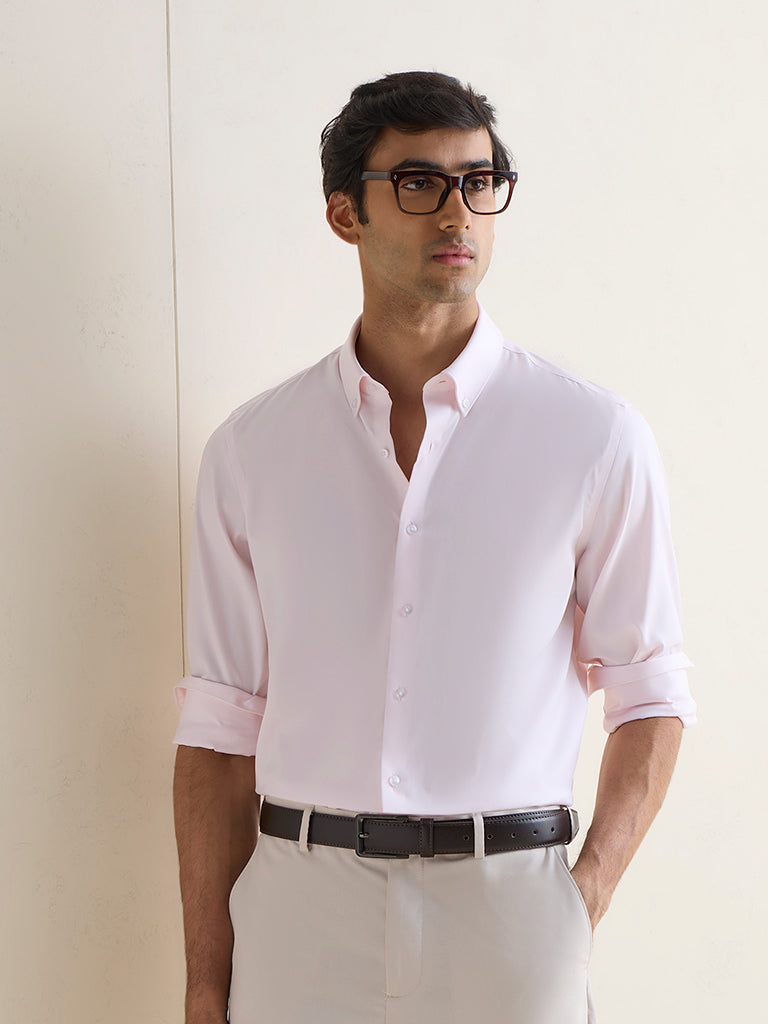 WES Formals Pink Solid Slim-Fit Cotton Shirt