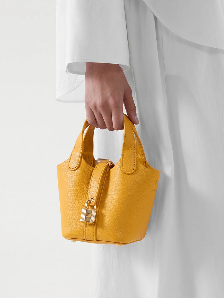 Westside Mustard Textured Bucket Sling Bag