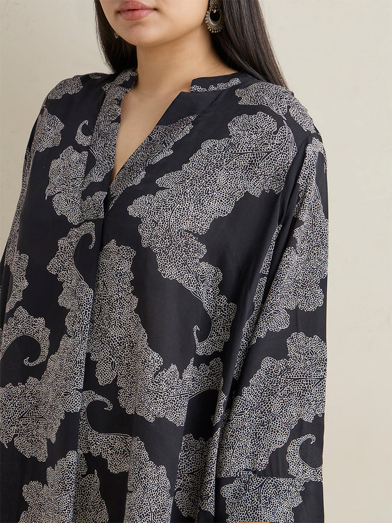 Diza Black Botanical Pattern Tunic