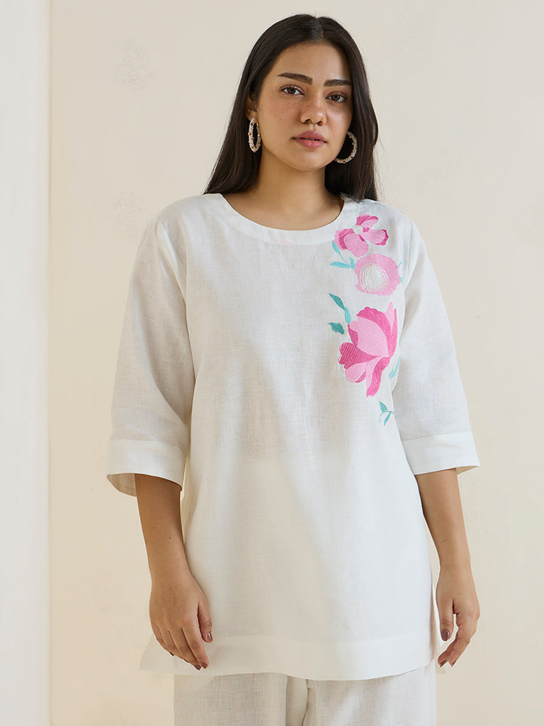 Diza White Floral Embroidered High-Low Linen-Blend Kurti