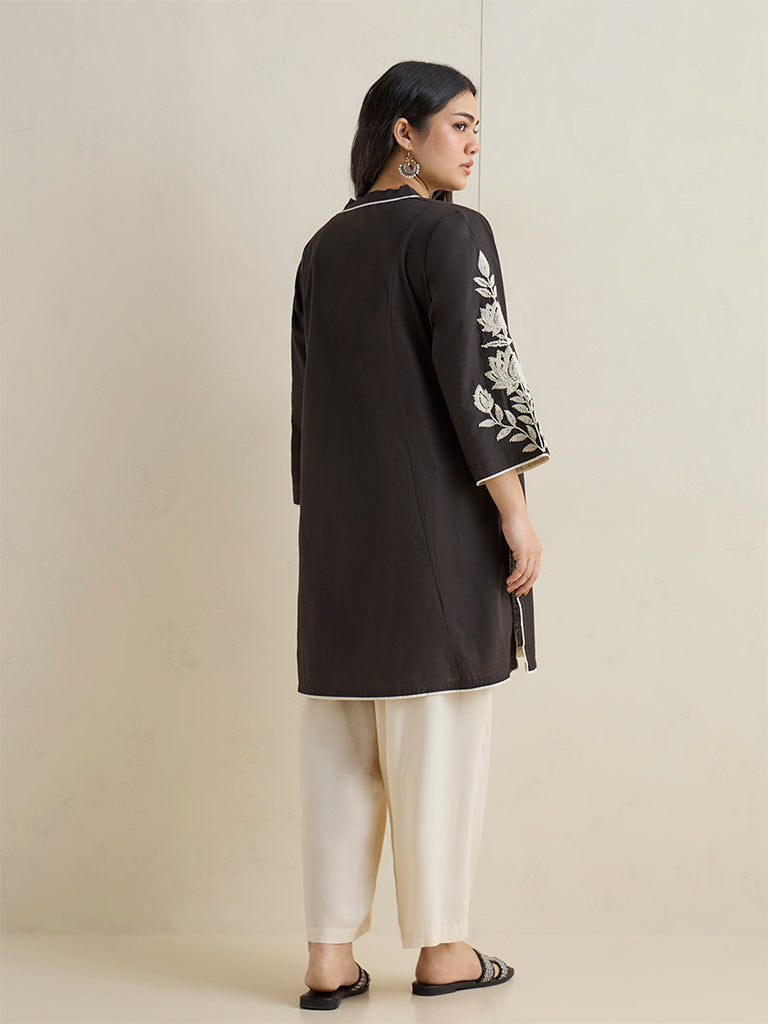 Diza Black Floral Embroidered Cotton Kurti