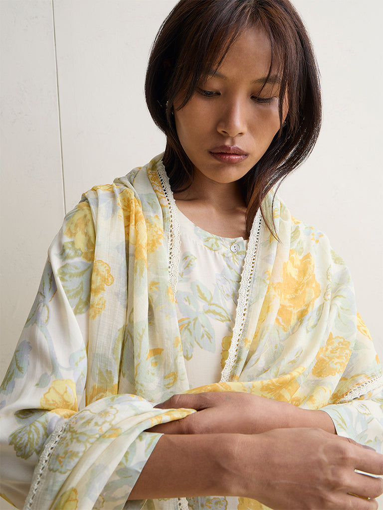 Zuba Yellow Floral Pattern Cotton-Blend Stole