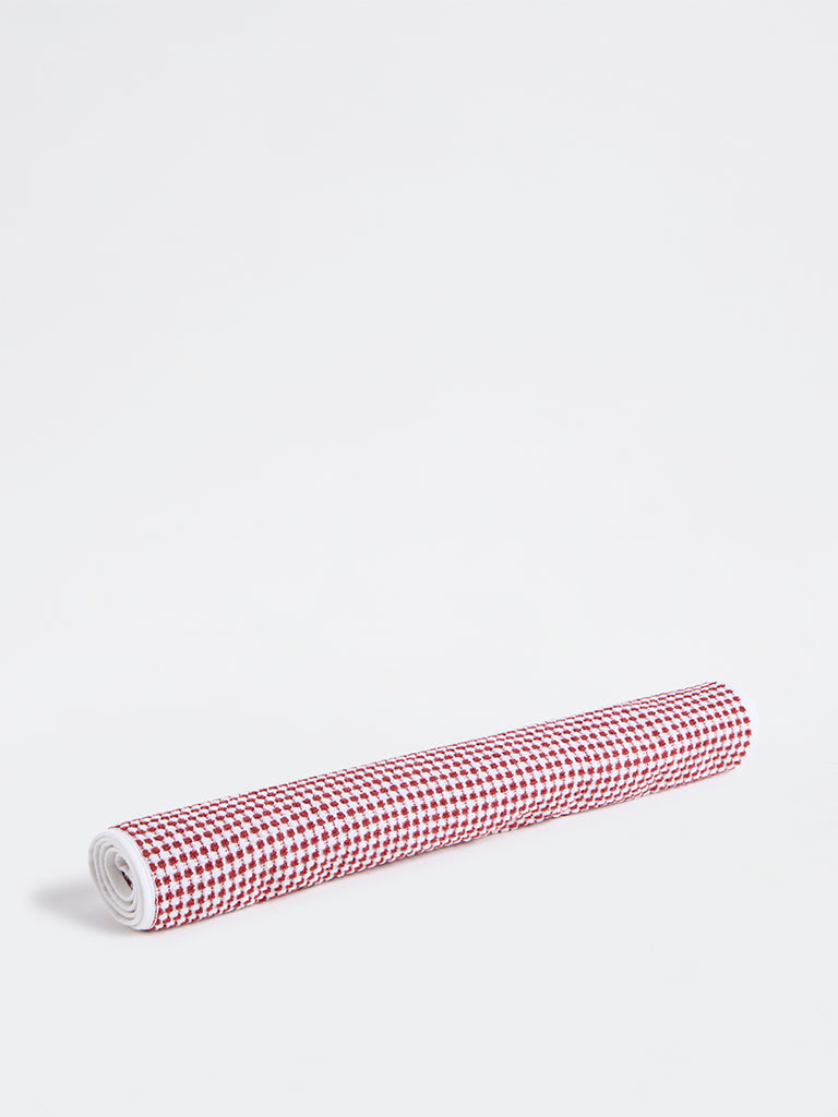 Westside Home White and Red Pebble Textured Hand Towel