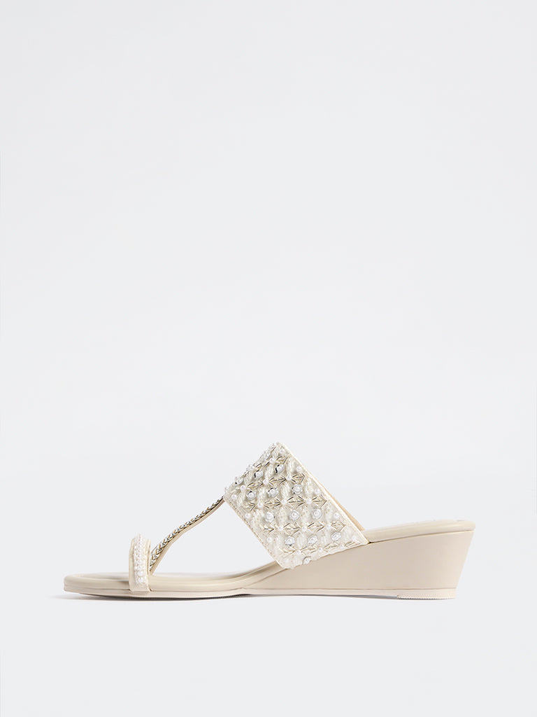 LUNA BLU Ivory Embellished Kolhapuri Wedge Heel Sandals