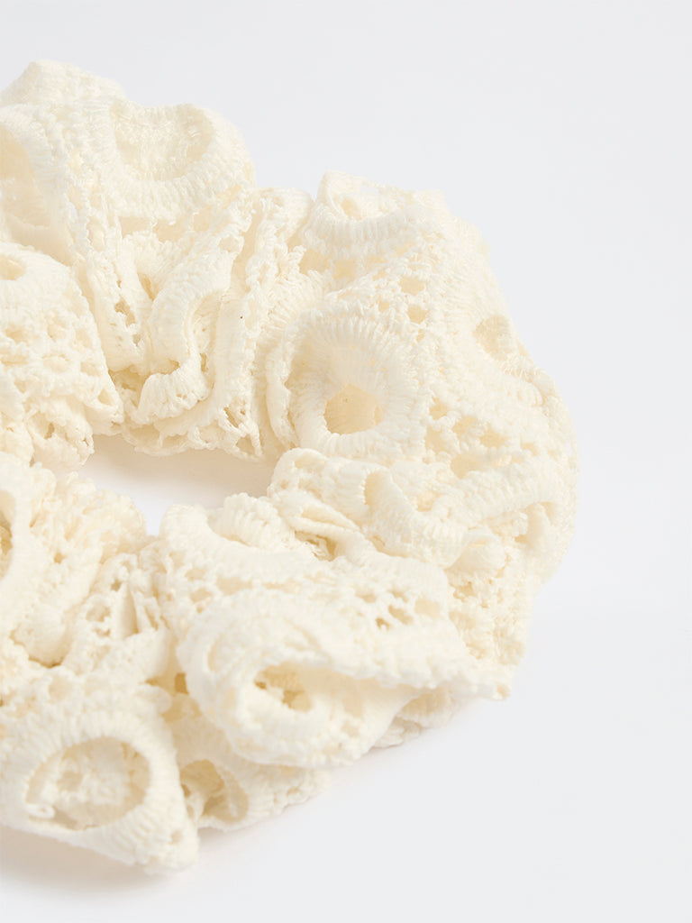 Westside Accessories White Crochet Scrunchie