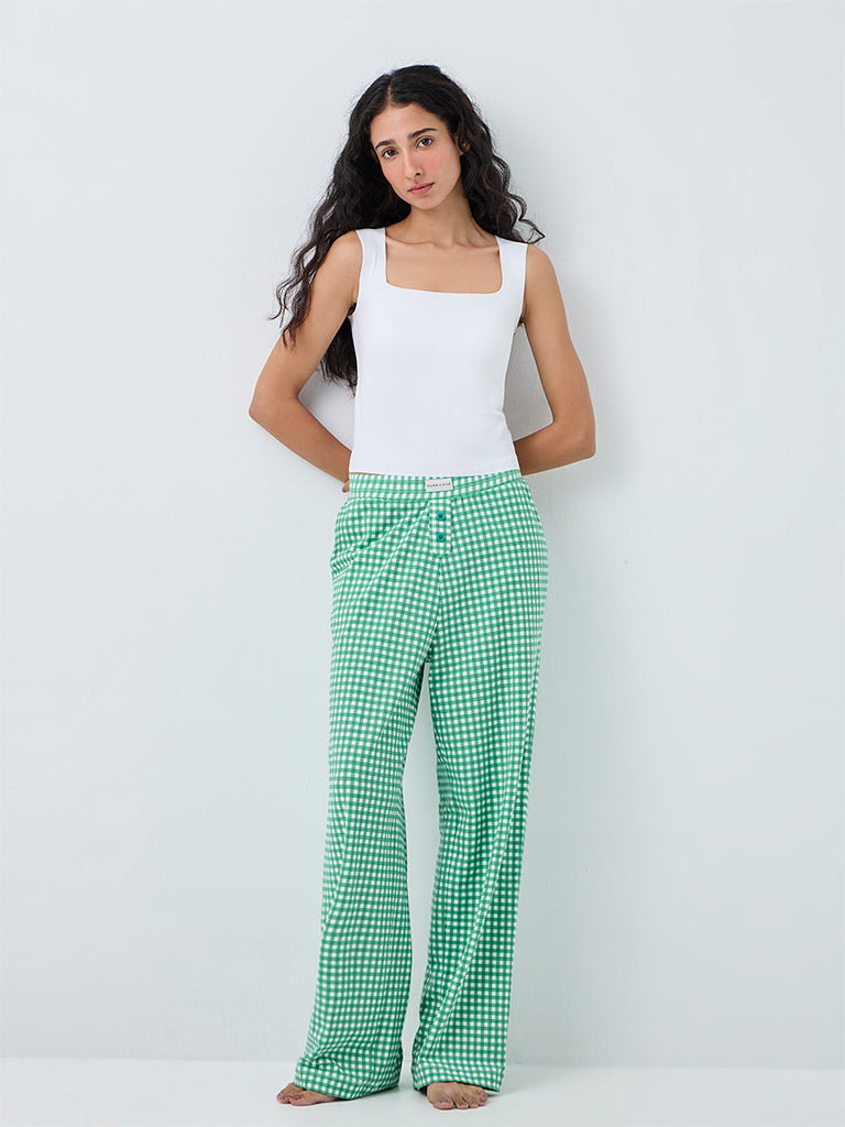 Superstar White Self-Striped Padded Camisole