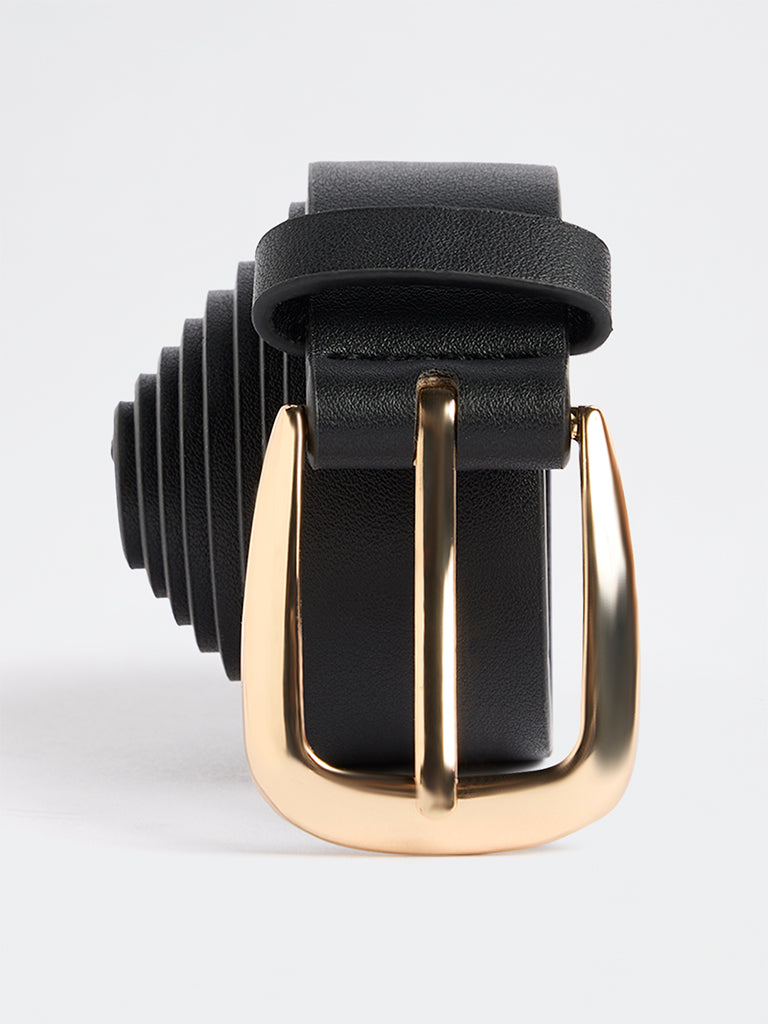 Westside Accessories Black Gold-Toned Buckle Belt