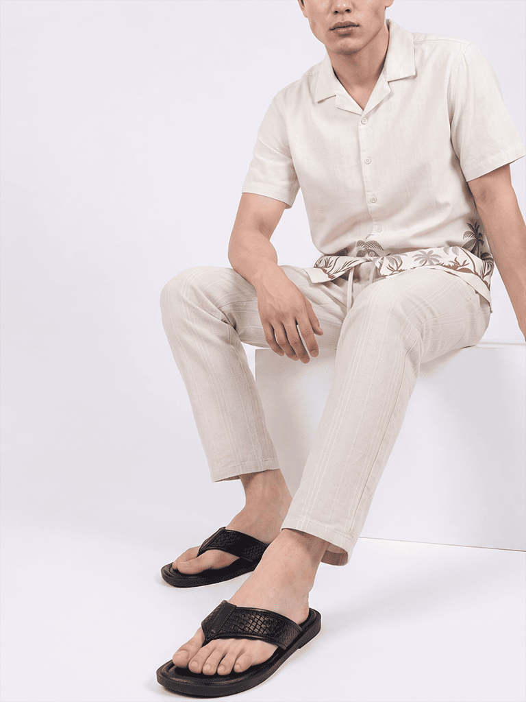 SOLEPLAY Black Thong Sandals