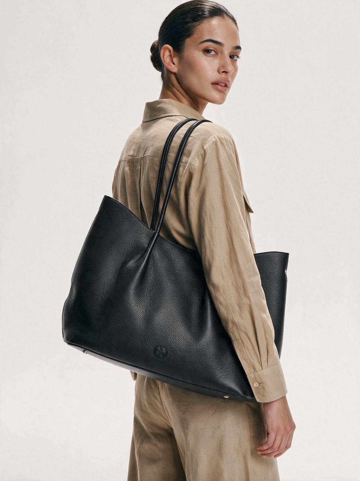 Belle Grain Leather Large Tote