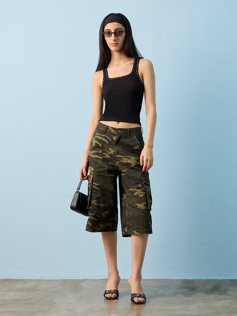 Nuon Green Camouflage Printed High-Rise Cotton Cargo Jorts
