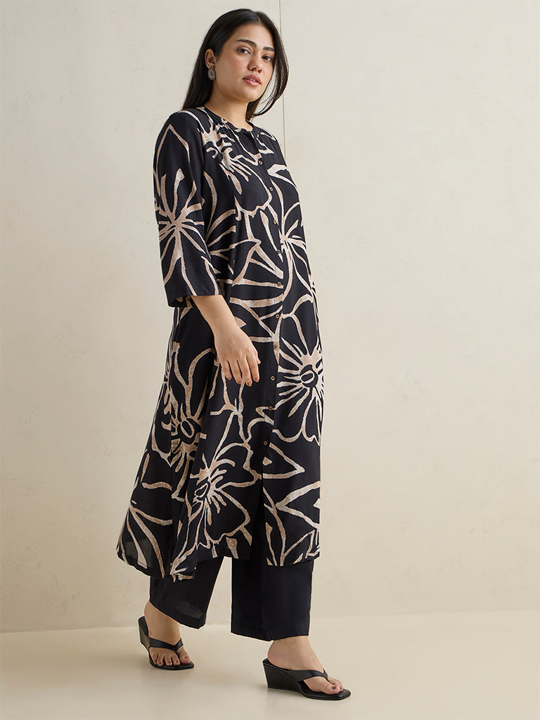 Diza Black Solid Pants