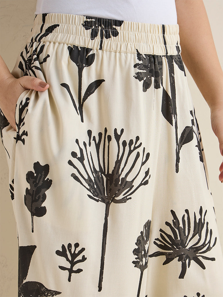 Diza Off-White Botanical Printed Palazzos