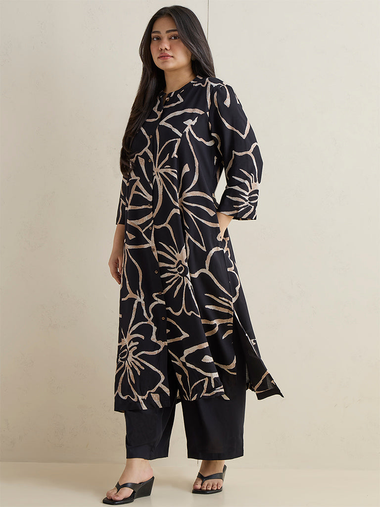 Diza Black Floral Printed A-Line Kurta