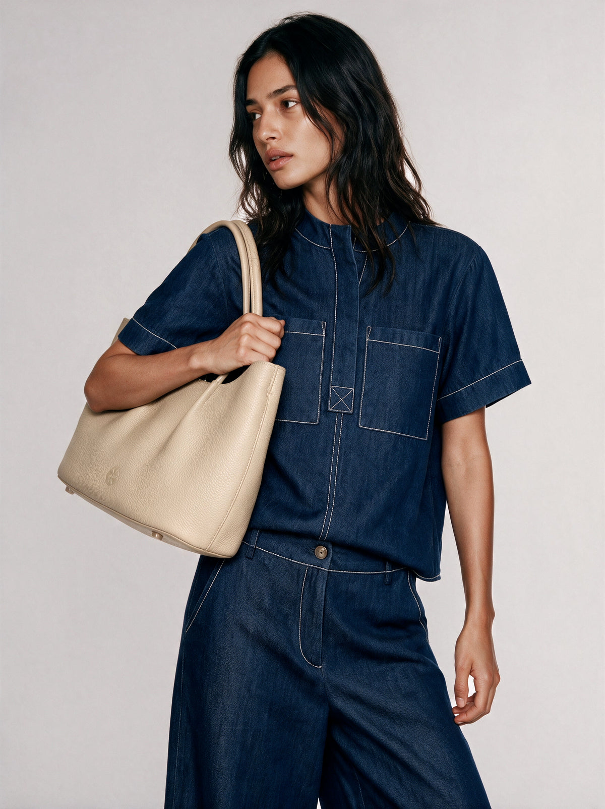 Belle Grain Leather Medium Tote