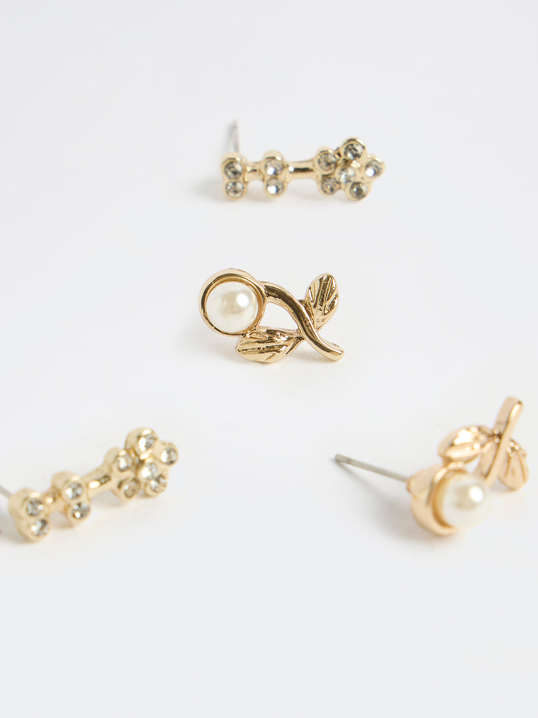 Westside Accessories Gold Floral Stud Earrings - Pack of 2