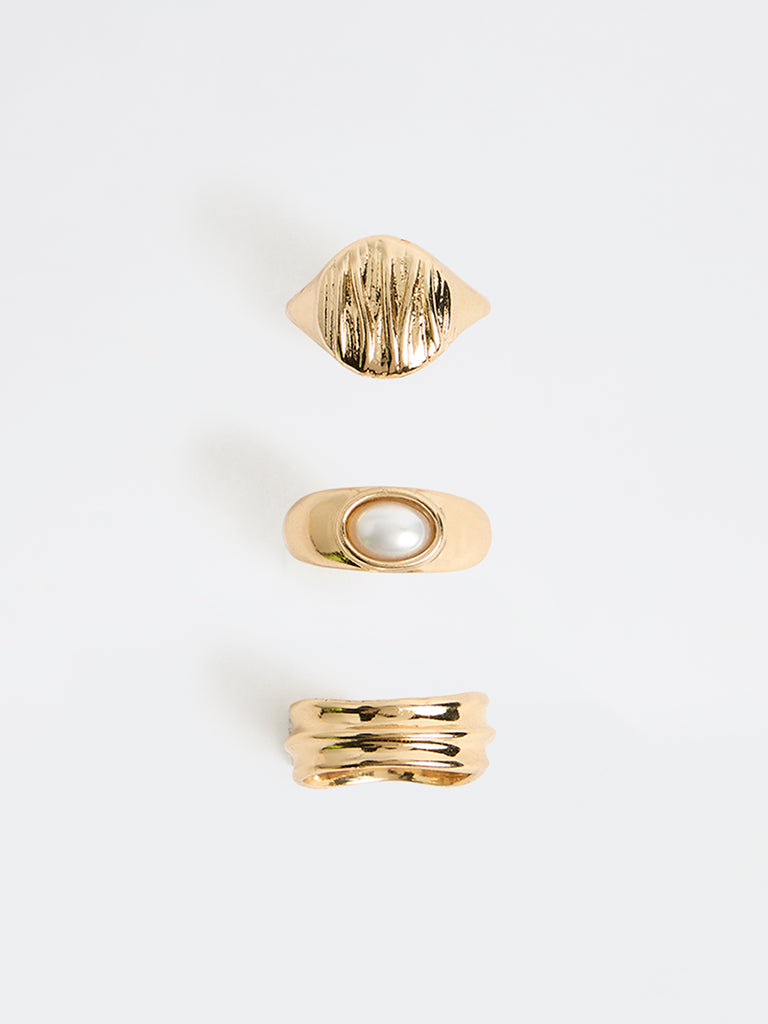 Westside Accessories Gold Signet and Pearl Assorted Rings (Pack of 3)