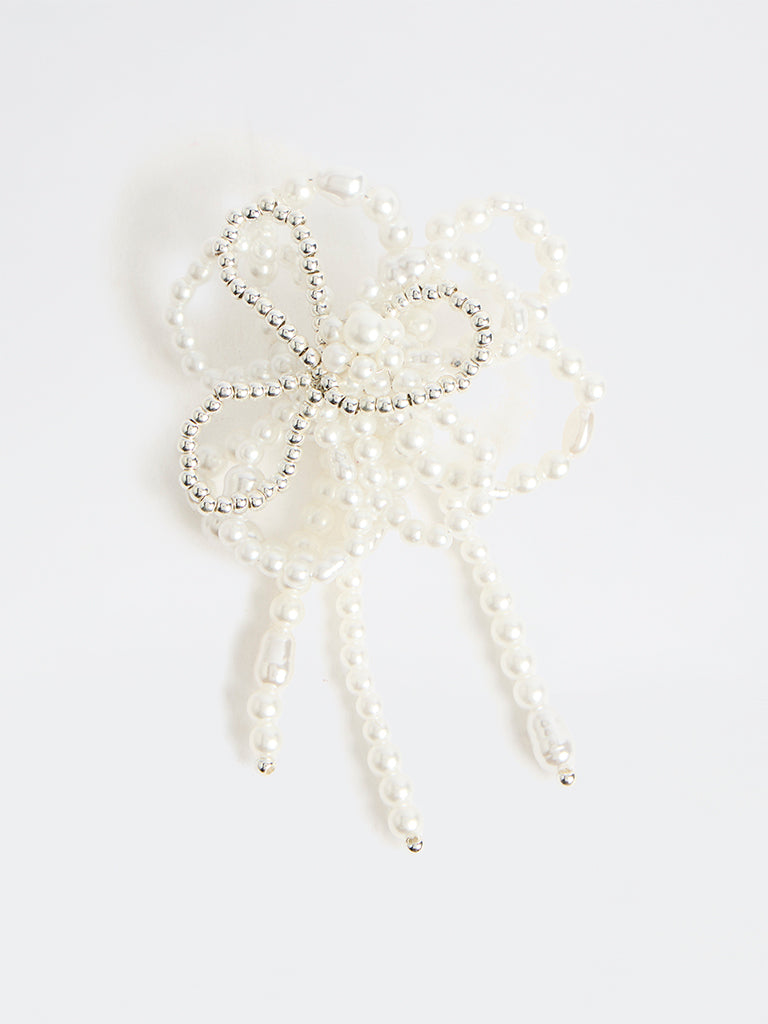Westside Accessories White Floral Pearl Brooch