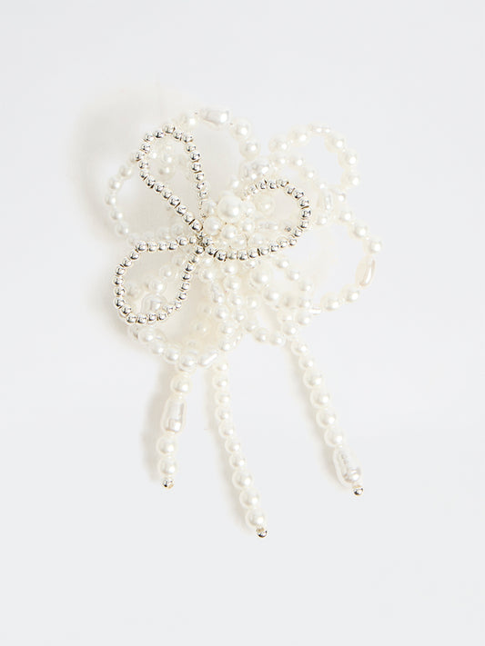 Westside Accessories White Floral Pearl Brooch