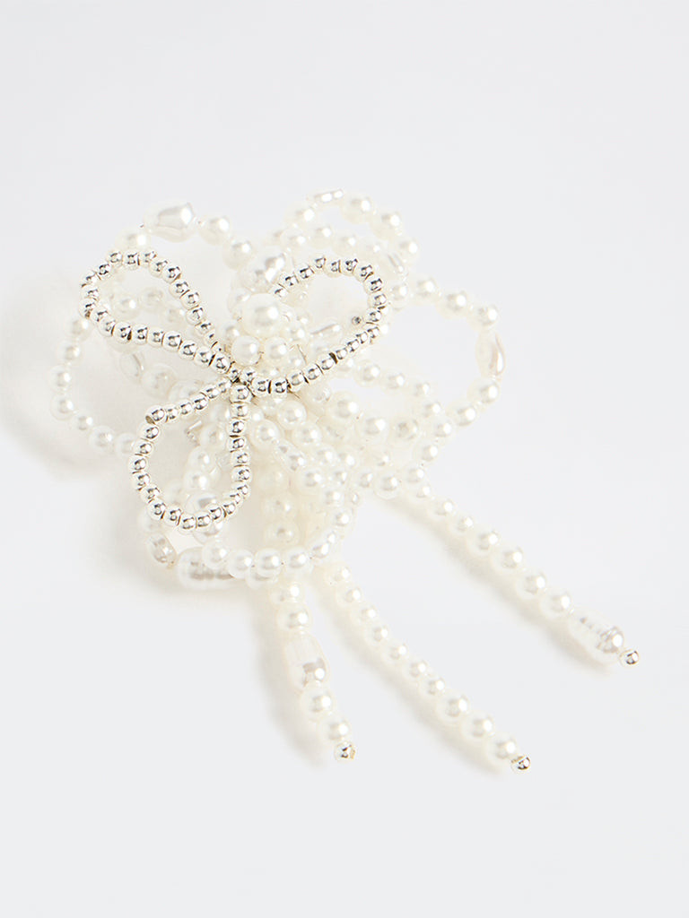 Westside Accessories White Floral Pearl Brooch