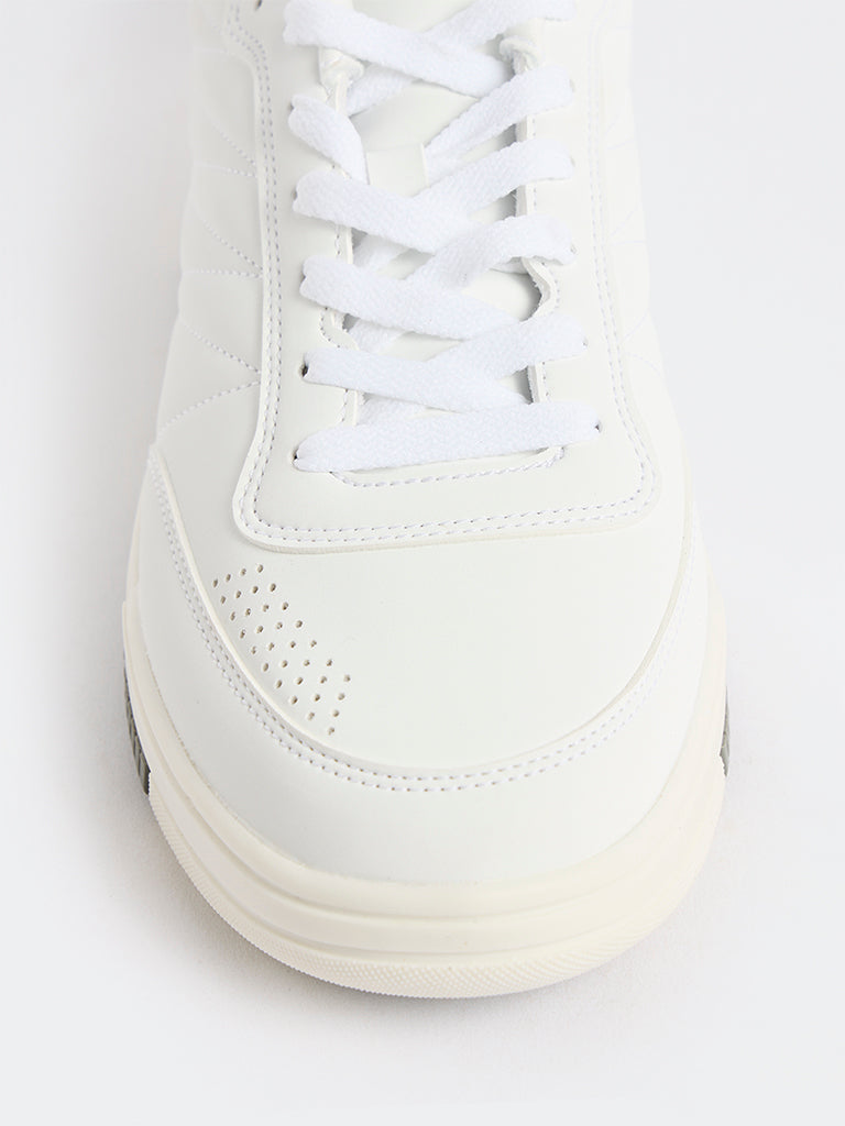 SOLEPLAY Off-White Lace-Up Sneakers