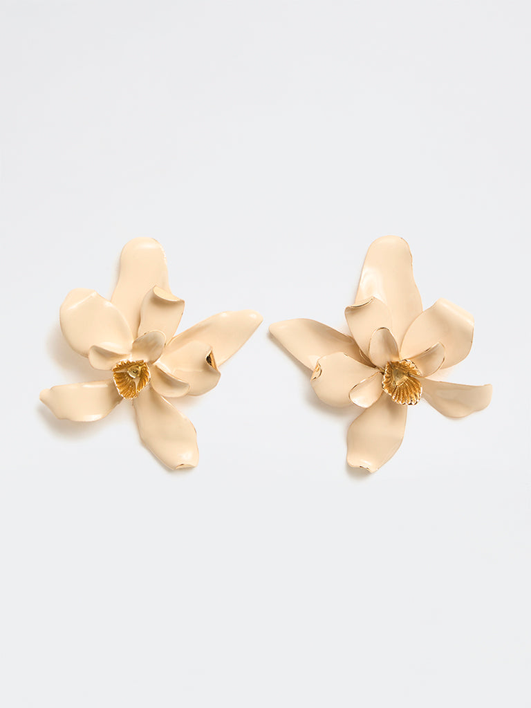 Westside Accessories Peach Floral Stud Earrings