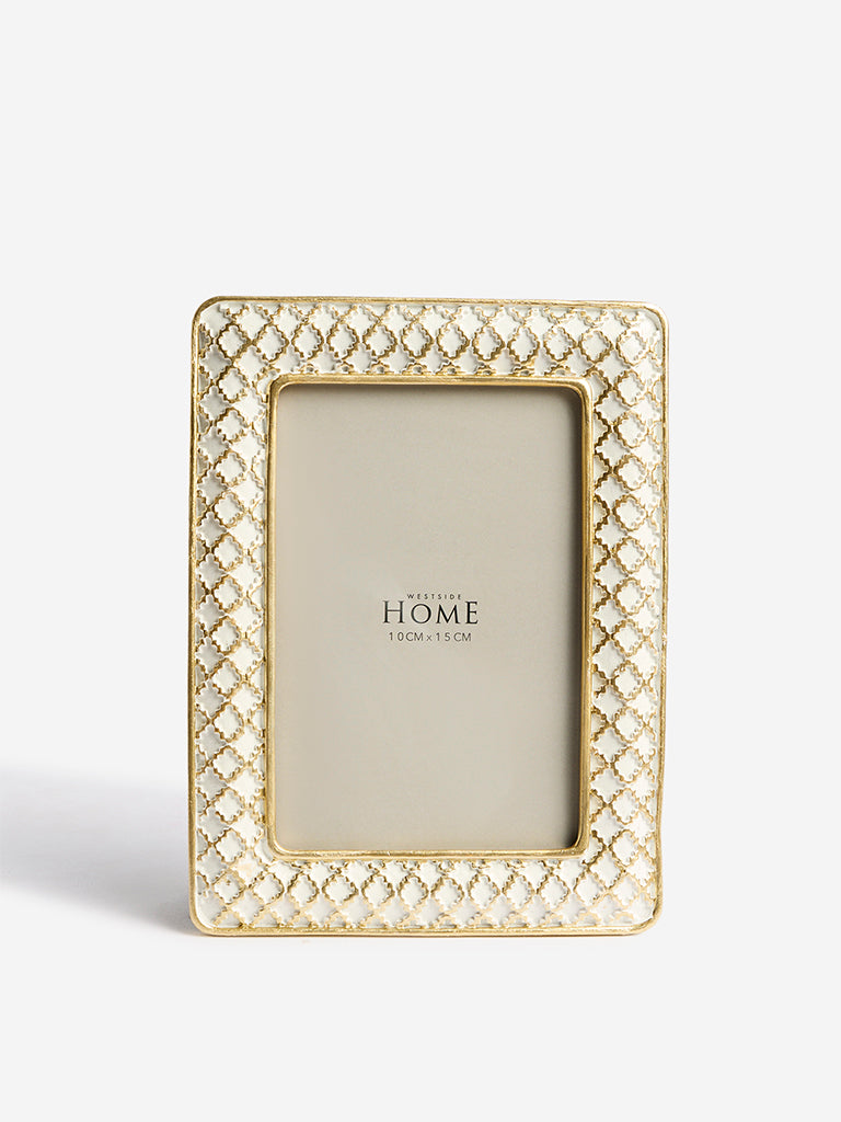 Westside Home White Geometric Resin Photo Frame